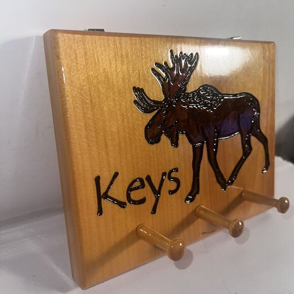 Wooden Key Holder Moose Design - Picture 4 of 10